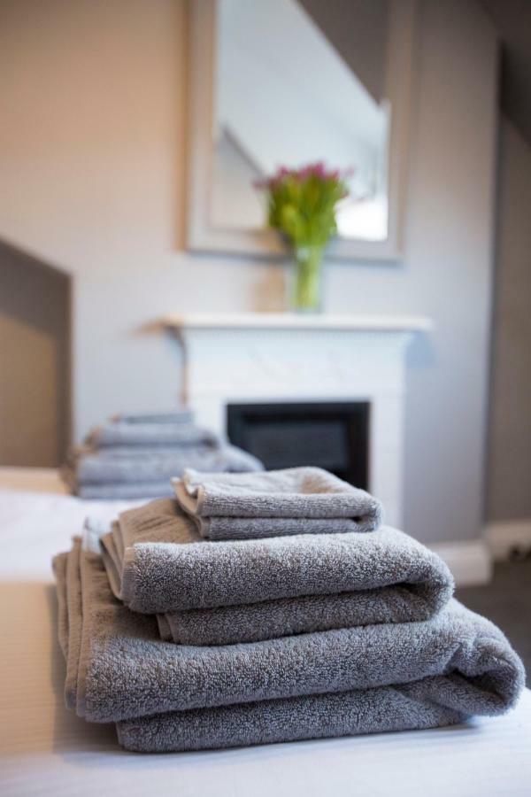 Fernleigh Bed & Breakfast Robin Hood's Bay Exterior photo